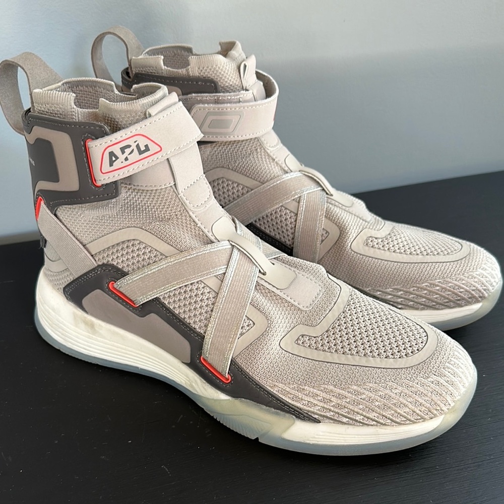 APL Gray Athletic Shoes with Breathable Mesh Design